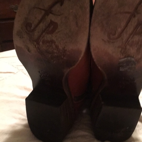 FREE PEOPLE DISTRESSED LEATHER BOOTS - Picture 5 of 8